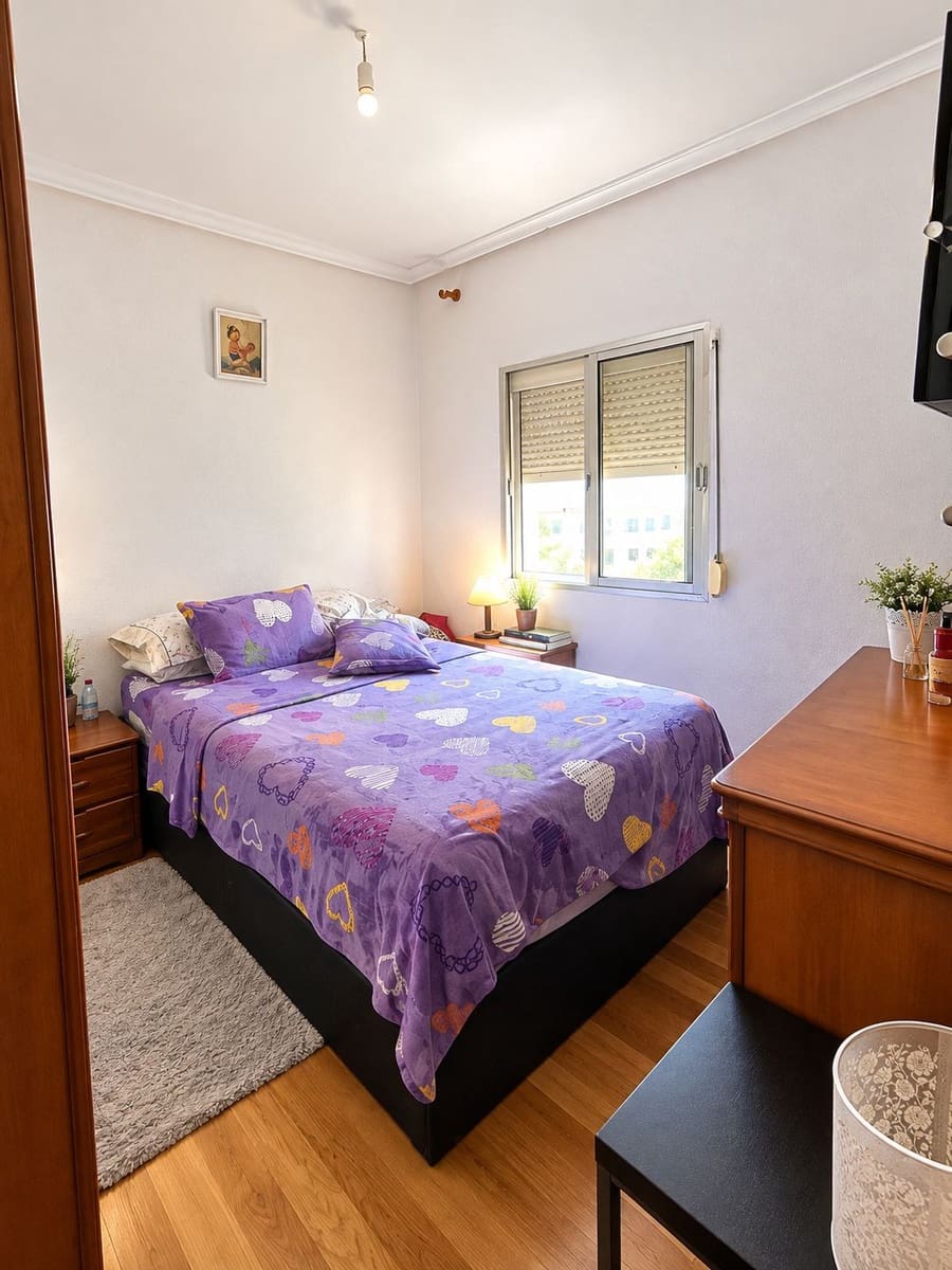 2 makuuhuone Huoneisto myytävänä paikassa Valladolid kaupunki - 102 000 € (Ref: 10081092)