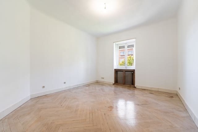 2 makuuhuone Huoneisto myytävänä paikassa Argüelles, Madrid kaupunki - 1 150 000 € (Ref: 10085048)