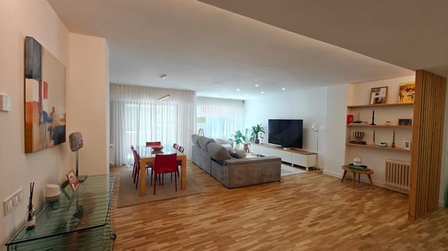 4 sypialnia Apartament na sprzedaż w Pozuelo de Alarcón z basenem garażem - 1 180 000 € (Ref: 10085050)