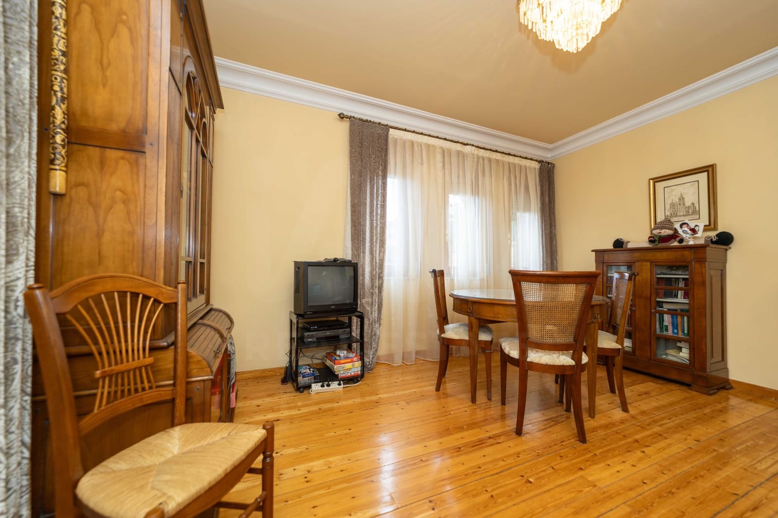 4 soveværelse Byhus til salg i Leon by med garage - € 420.000 (Ref: 10085060)