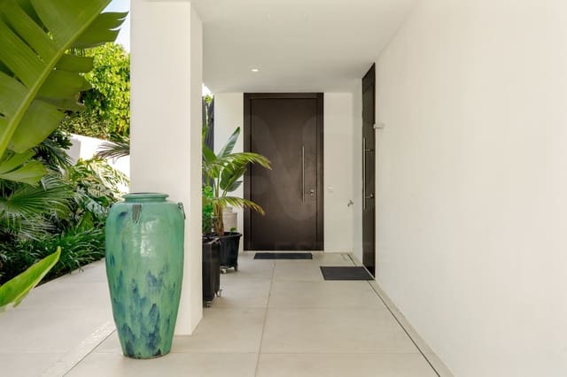 6 slaapkamer Villa te koop in Nueva Alcántara, Marbella met zwembad garage - € 7.490.000 (Ref: 10085061)