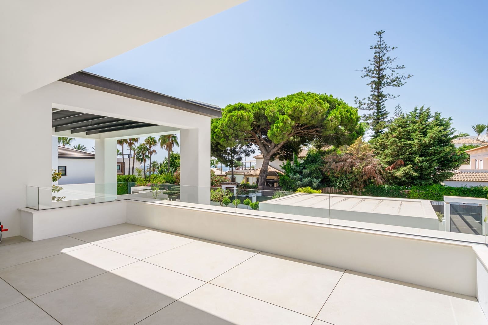 6 slaapkamer Villa te koop in Marbella met zwembad garage - € 7.490.000 (Ref: 10085061)