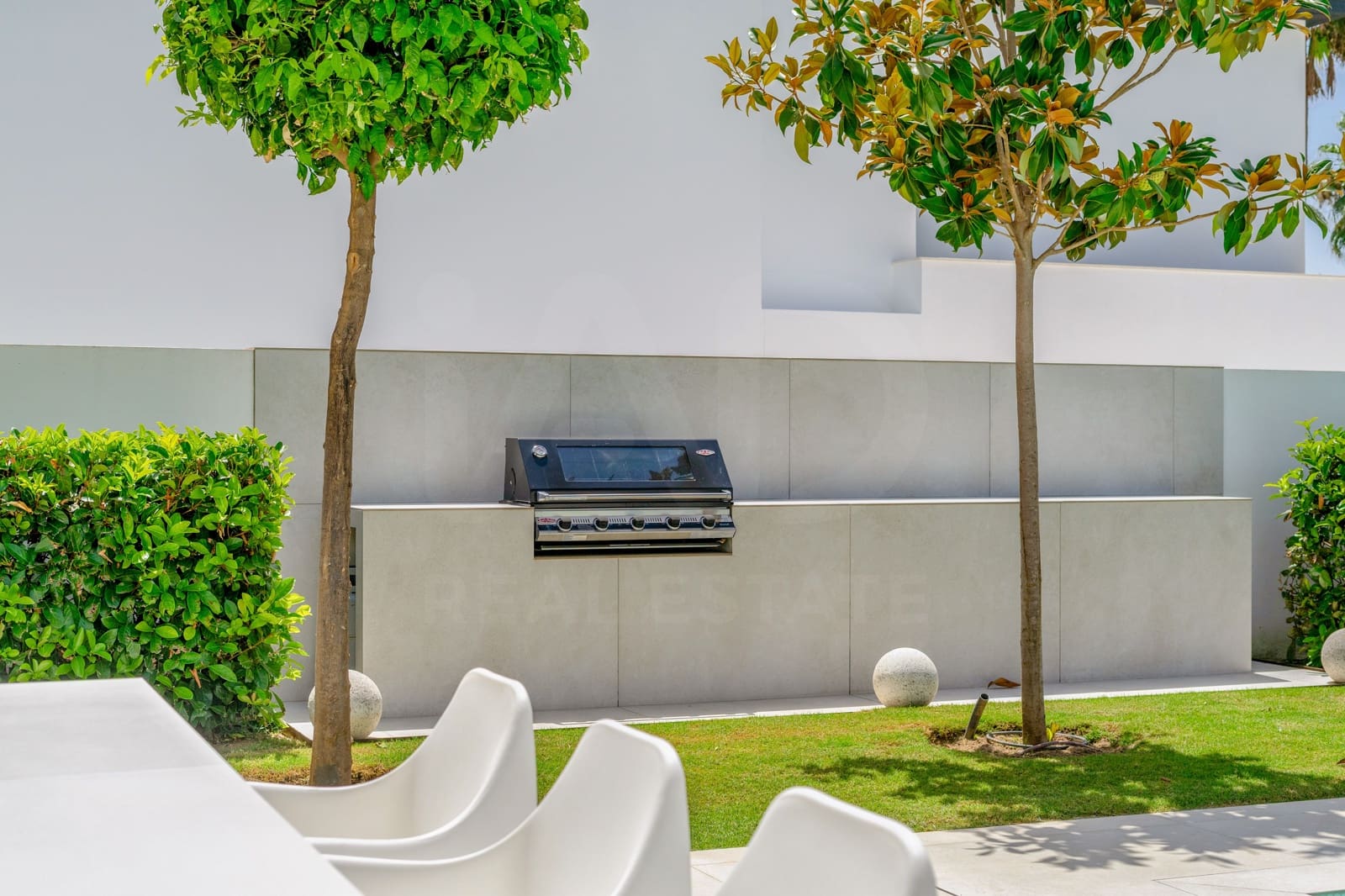 6 slaapkamer Villa te koop in Marbella met zwembad garage - € 7.490.000 (Ref: 10085061)