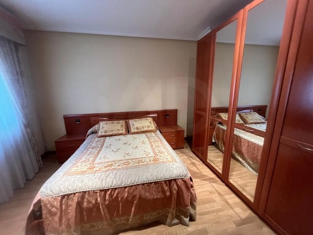 Chalet de 5 habitaciones en Ciudad Rodrigo en venta con garaje - 296.000 € (Ref: 10085064)