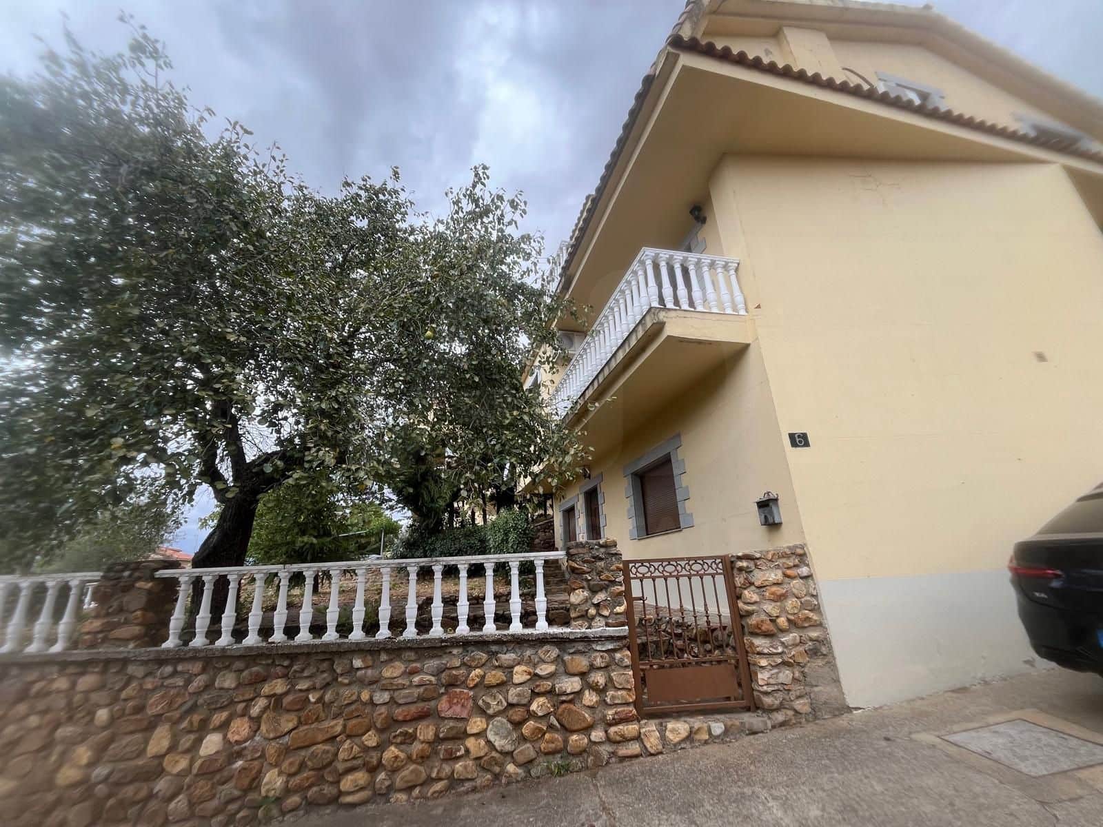 5 soverom Villa til salgs i Ciudad Rodrigo med garasje - € 296 000 (Ref: 10085064)