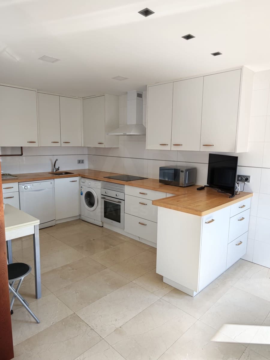 2 soverom Leilighet til leie i Valencia de Don Juan med garasje - € 550 (Ref: 10085065)