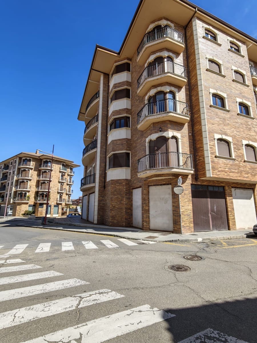2 soverom Leilighet til leie i Valencia de Don Juan med garasje - € 550 (Ref: 10085065)