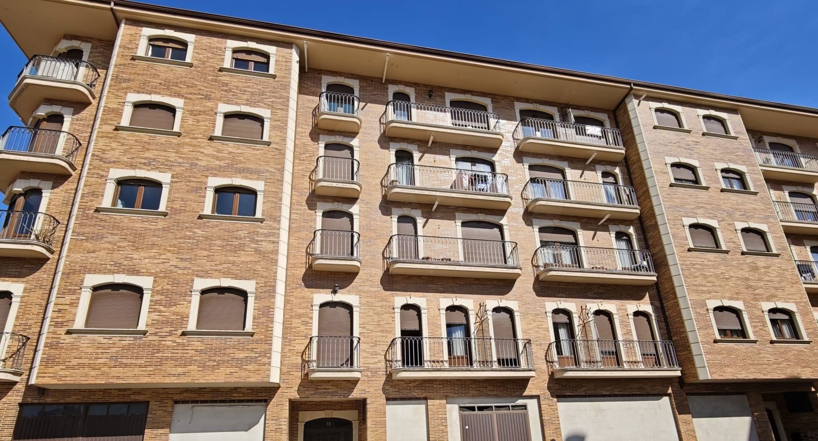 2 soverom Leilighet til leie i Valencia de Don Juan med garasje - € 550 (Ref: 10085065)
