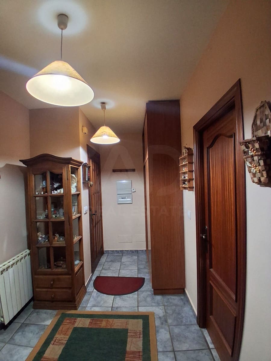 Bar/Restaurante de 3 habitaciones en Valdepiélago en venta con garaje - 360.000 € (Ref: 10085066)