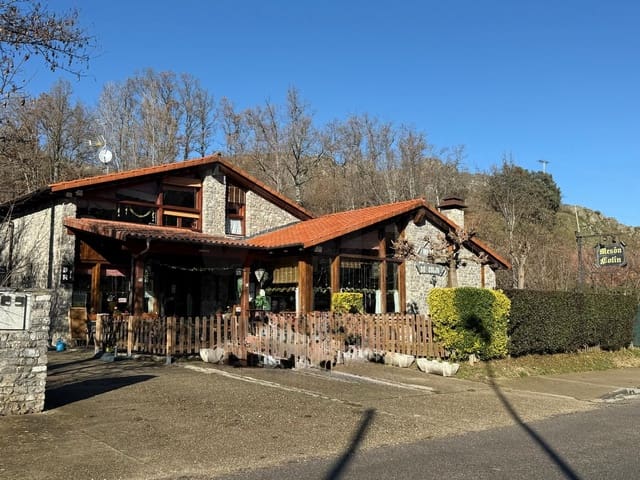 Bar/Restaurante de 3 habitaciones en Valdepiélago en venta con garaje - 360.000 € (Ref: 10085066)