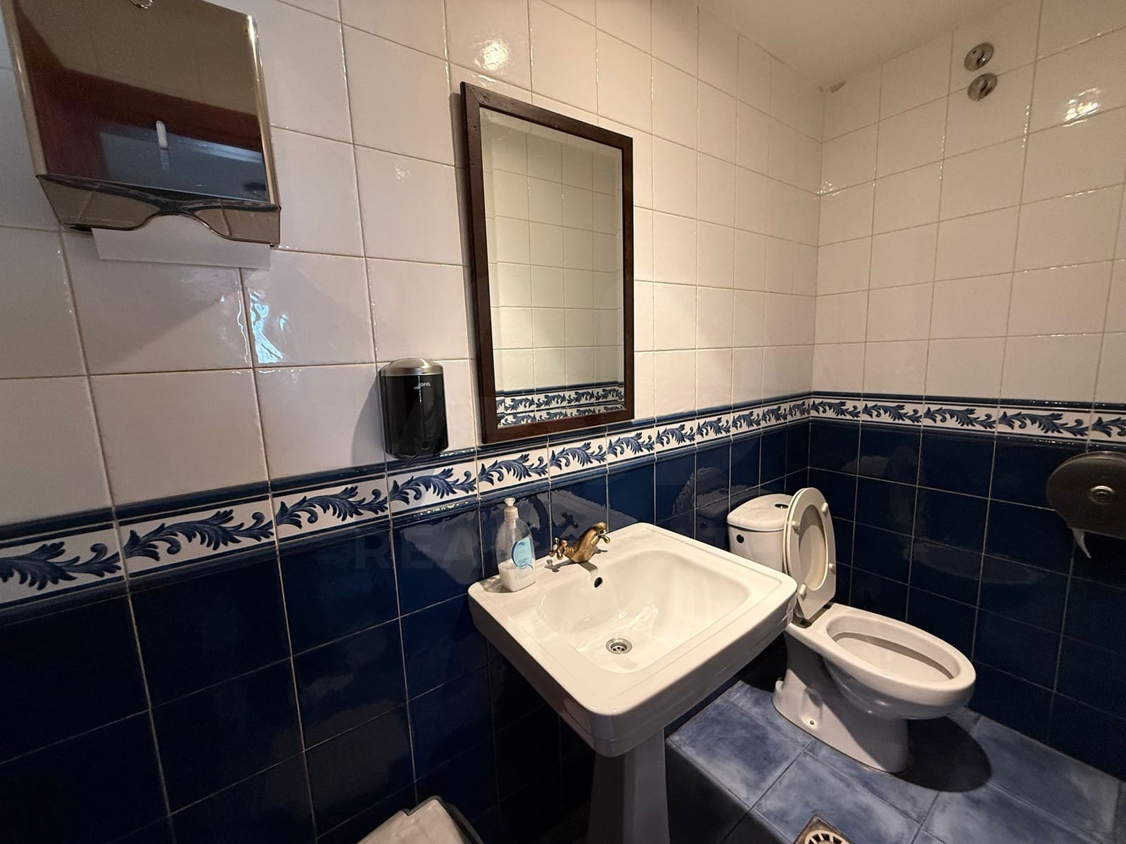 Bar/Restaurante de 3 habitaciones en Valdepiélago en venta con garaje - 360.000 € (Ref: 10085066)