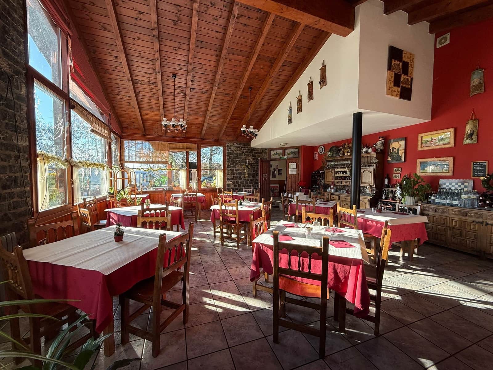 Bar/Restaurante de 3 habitaciones en Valdepiélago en venta con garaje - 360.000 € (Ref: 10085066)