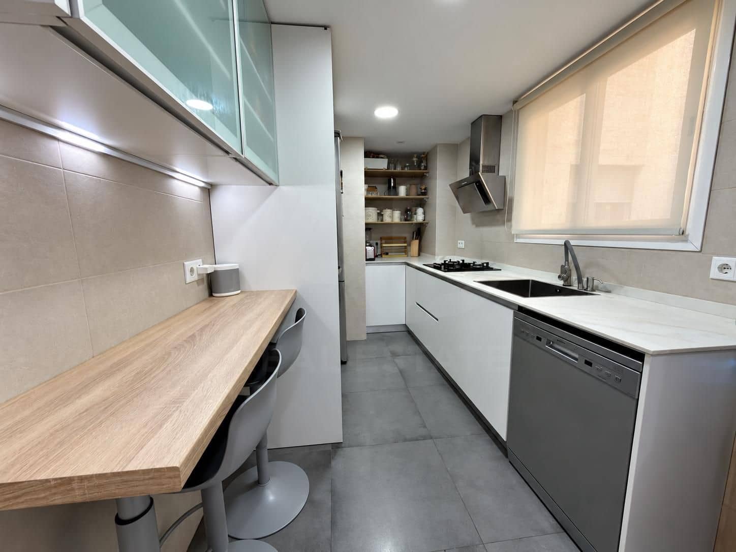 3 soveværelse Lejlighed til salg i Alicante by med garage - € 229.000 (Ref: 10085408)