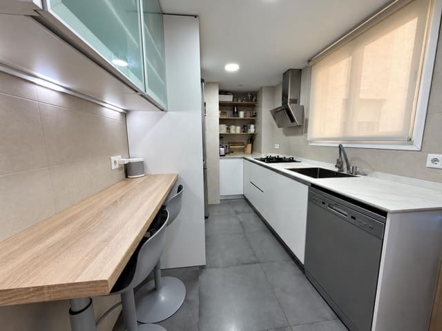 3 soveværelse Lejlighed til salg i Campoamor - Altozano, Alicante by med garage - € 229.000 (Ref: 10085408)