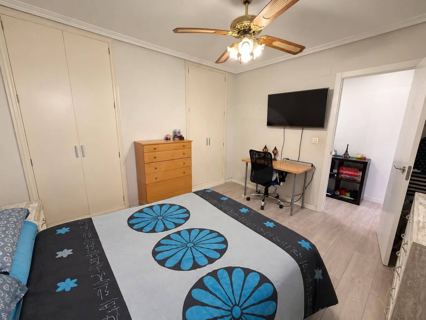 3 soveværelse Lejlighed til salg i Alicante by med garage - € 229.000 (Ref: 10085408)