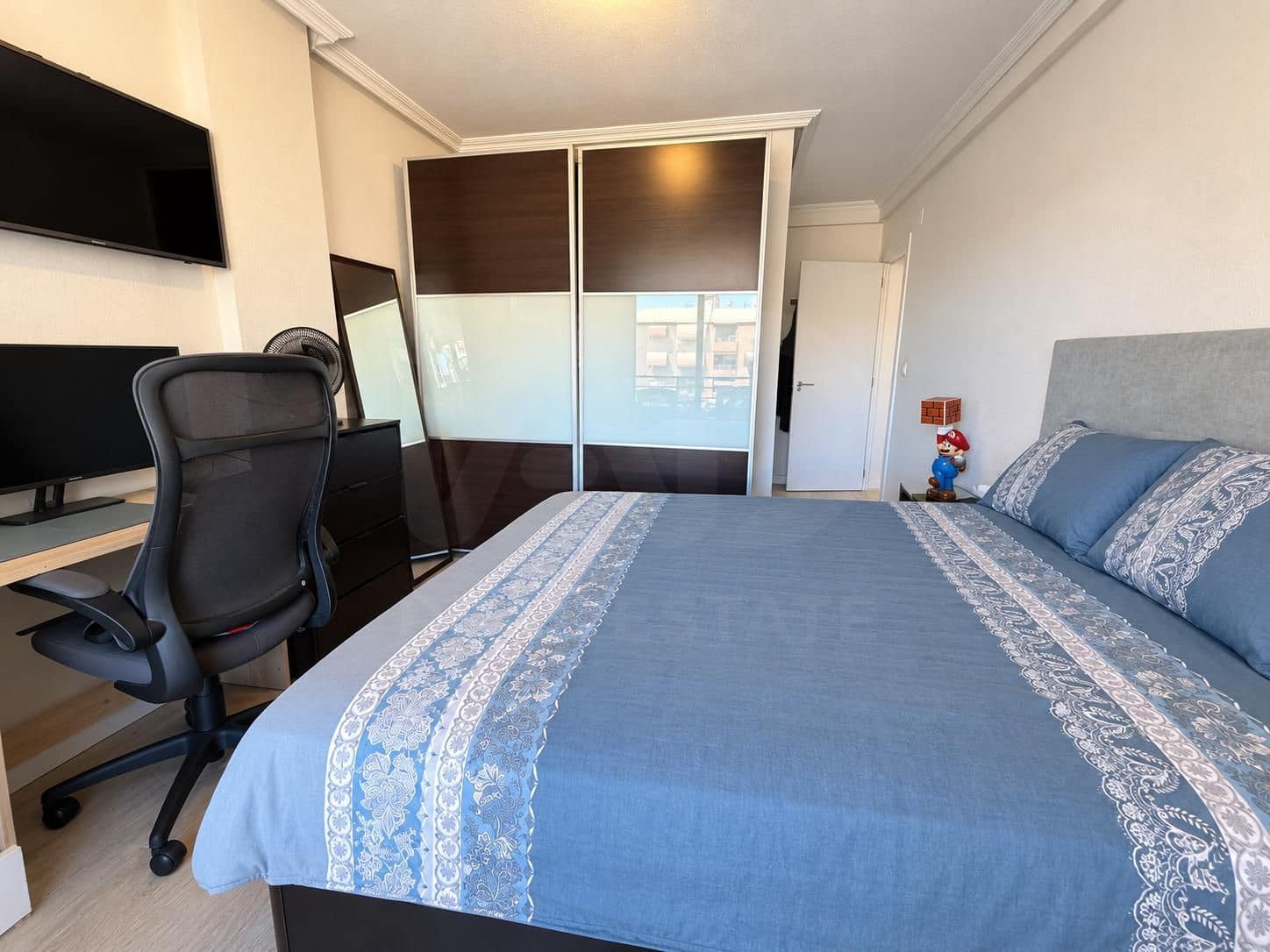 3 soveværelse Lejlighed til salg i Alicante by med garage - € 229.000 (Ref: 10085408)