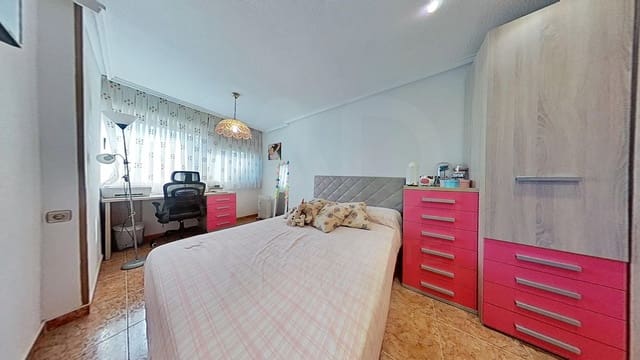 3 quarto Apartamento para venda em Elda com garagem - 115 000 € (Ref: 10085412)