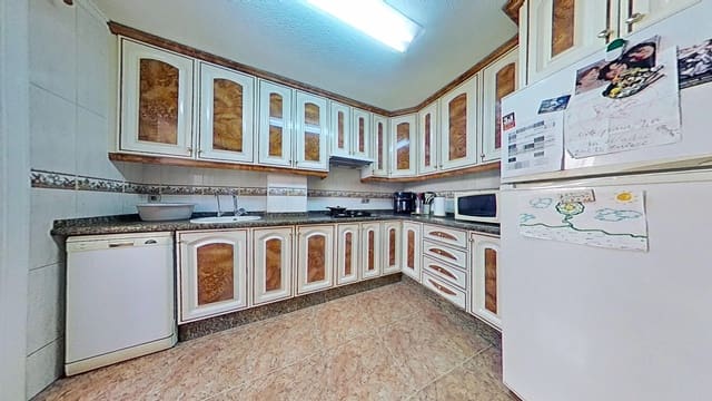3 quarto Apartamento para venda em Elda com garagem - 115 000 € (Ref: 10085412)