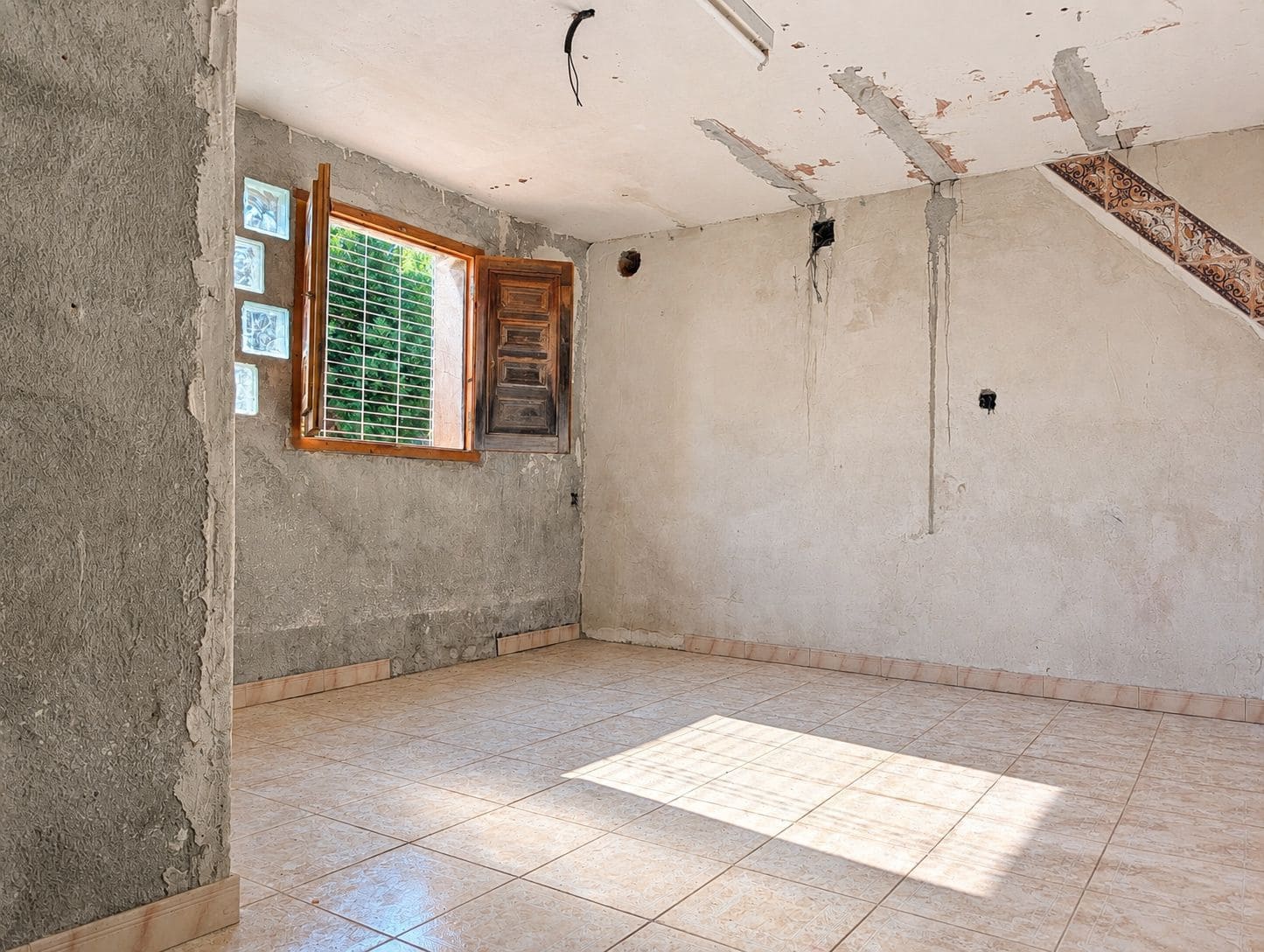 1 quarto Quinta/Casa Rural para venda em Torrelles de Foix - 68 000 € (Ref: 10085415)