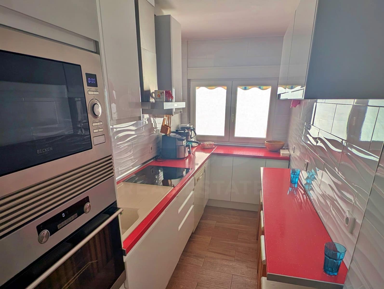 4 makuuhuone Rivitalo myytävänä paikassa Los Cuarteros mukana 
autotalli - 261 000 € (Ref: 10085418)