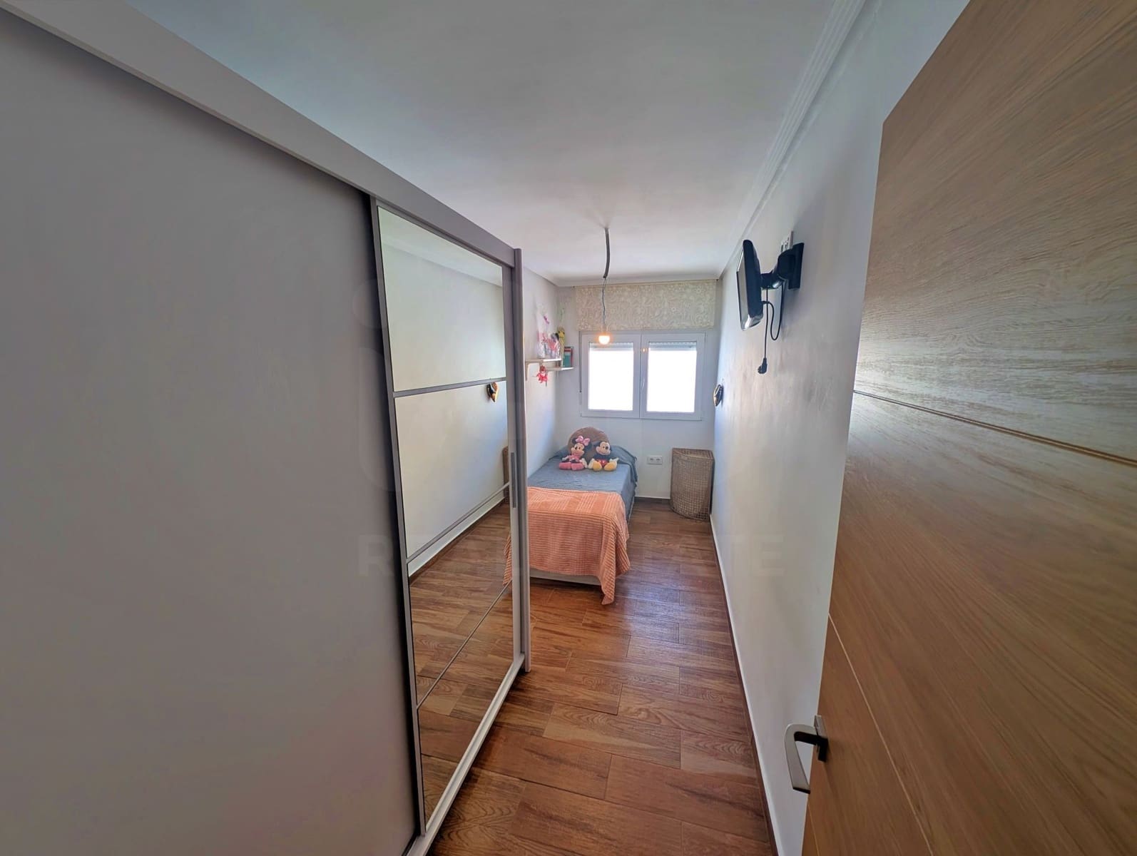 4 makuuhuone Rivitalo myytävänä paikassa Los Cuarteros mukana 
autotalli - 261 000 € (Ref: 10085418)