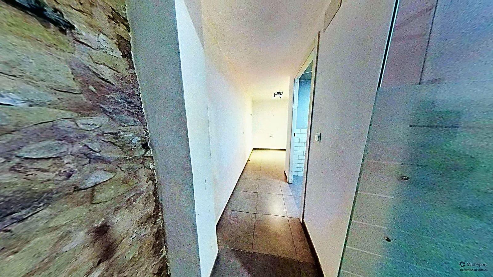 2 bedroom Commercial for sale in Alicante / Alacant city - € 93,000 (Ref: 10085419)