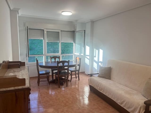 1 slaapkamer Appartement te huur in Avilés - € 496 (Ref: 10086767)