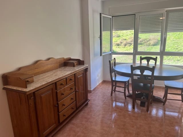 1 slaapkamer Appartement te huur in Avilés - € 496 (Ref: 10086767)