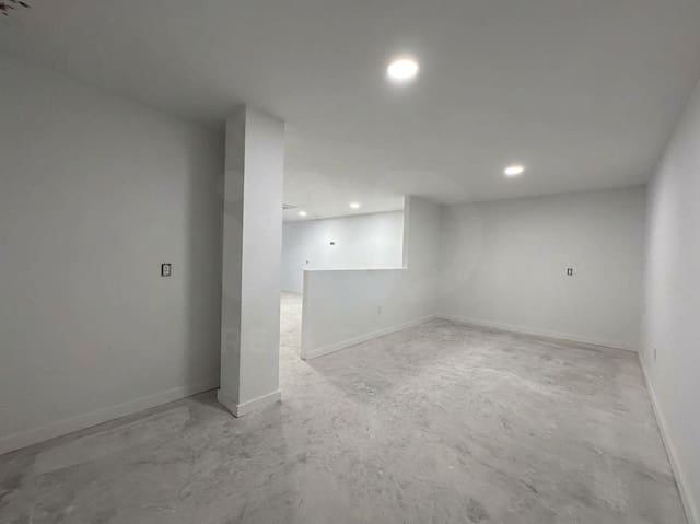 1 bedroom Commercial for rent in Dénia - € 1,000 (Ref: 10086768)