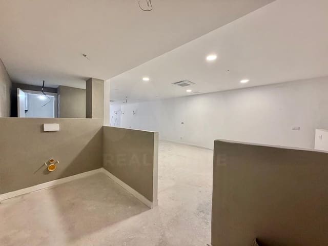 1 bedroom Commercial for rent in Dénia - € 1,000 (Ref: 10086768)