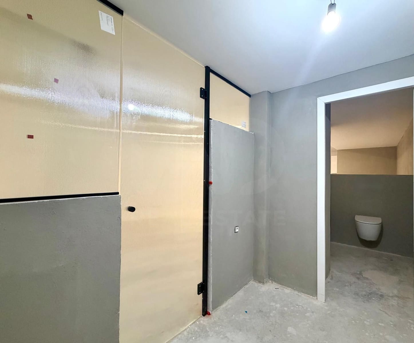 1 bedroom Commercial for rent in Denia - € 1,000 (Ref: 10086768)