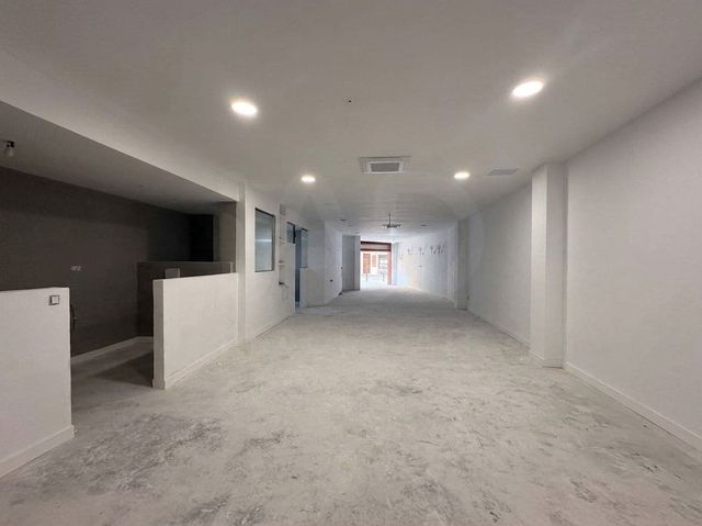 Local Comercial de 1 habitación en Dénia en alquiler - 1.000 € (Ref: 10086768)