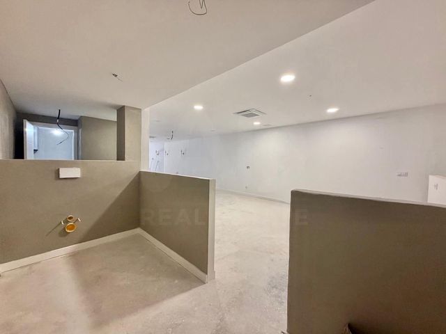 Local Comercial de 1 habitación en Dénia en alquiler - 1.000 € (Ref: 10086768)