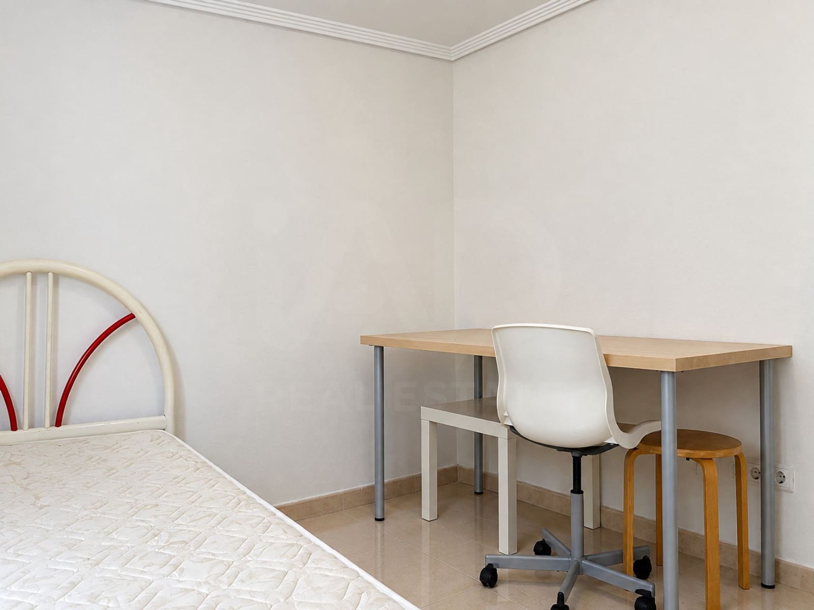 Appartamento in vendita in Redovan con piscina garage - 134.000 € (Rif: 10088738)