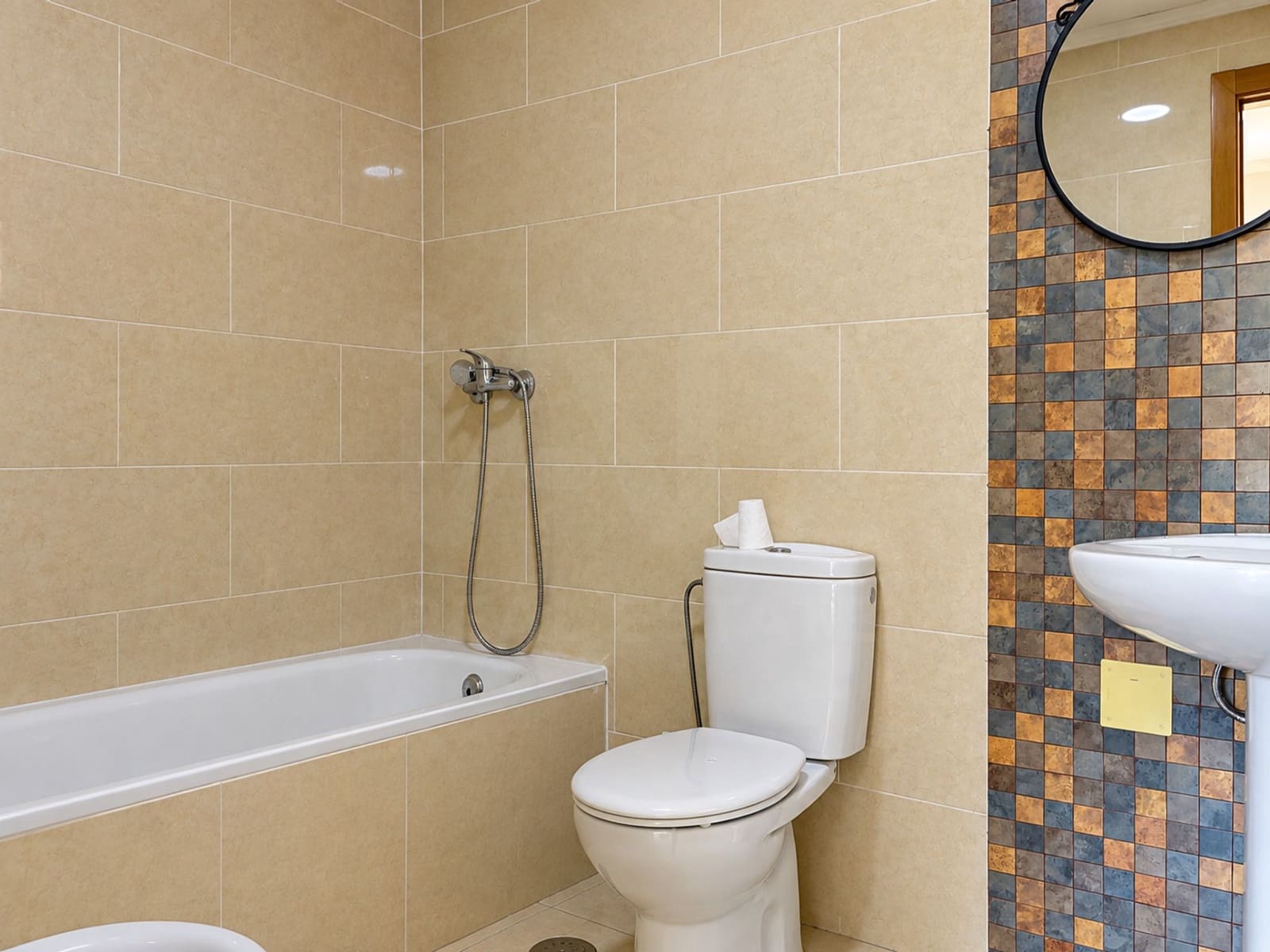 Appartamento in vendita in Redovan con piscina garage - 134.000 € (Rif: 10088738)