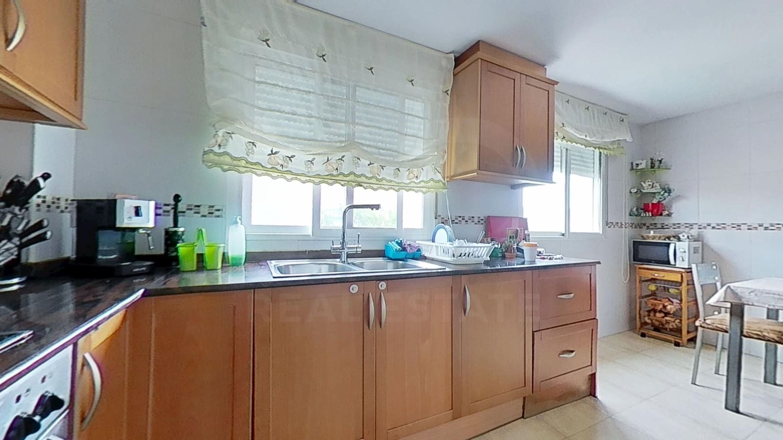 4 sovrum Radhus till salu i Costur med garage - 189 500 € (Ref: 10088748)