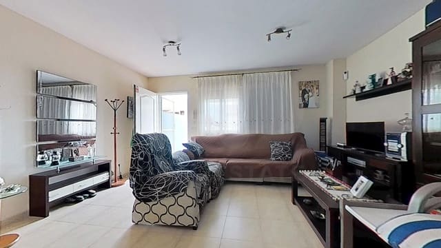 4 sovrum Radhus till salu i Costur med garage - 189 500 € (Ref: 10088748)
