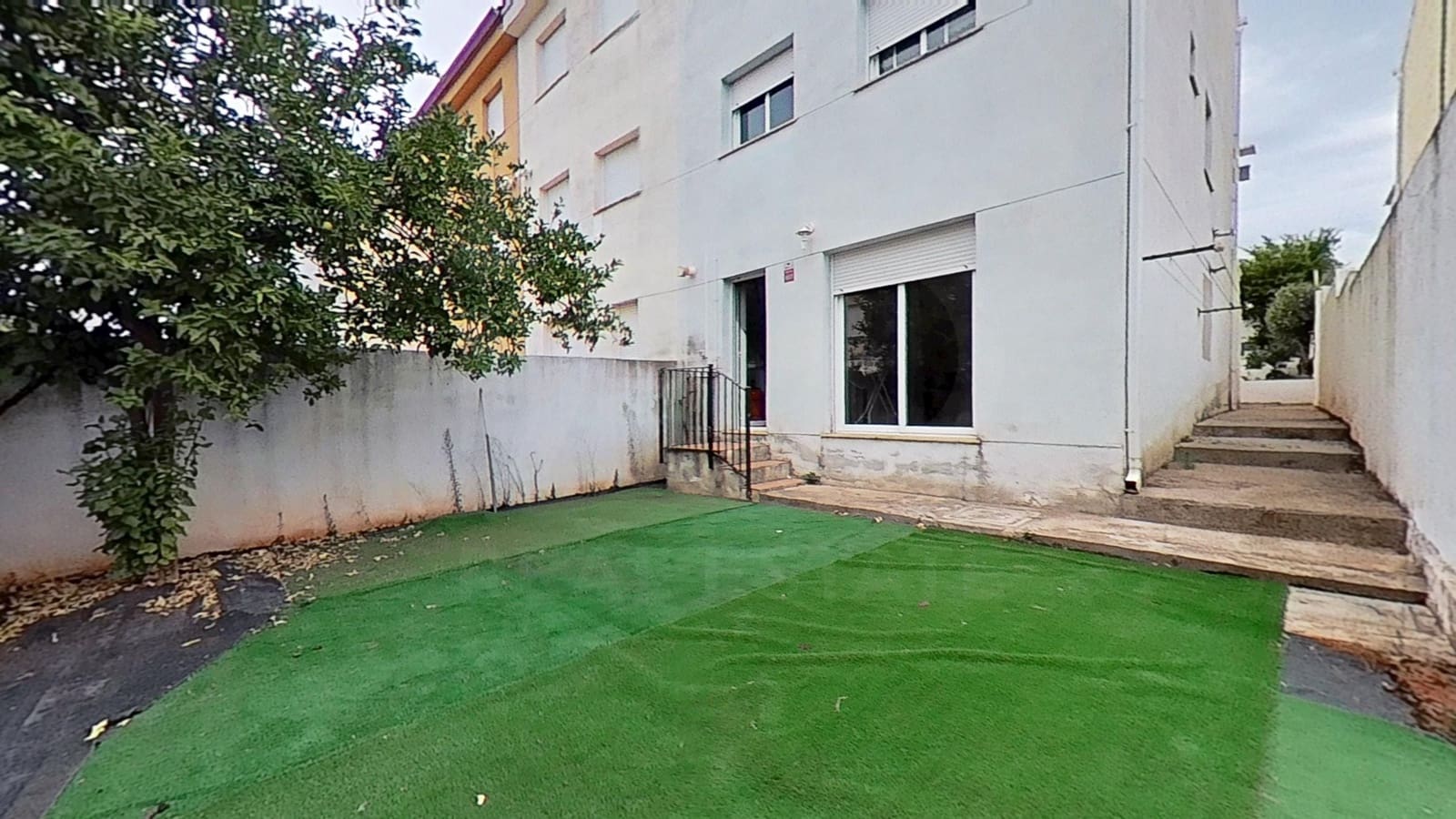 4 sovrum Radhus till salu i Costur med garage - 189 500 € (Ref: 10088748)