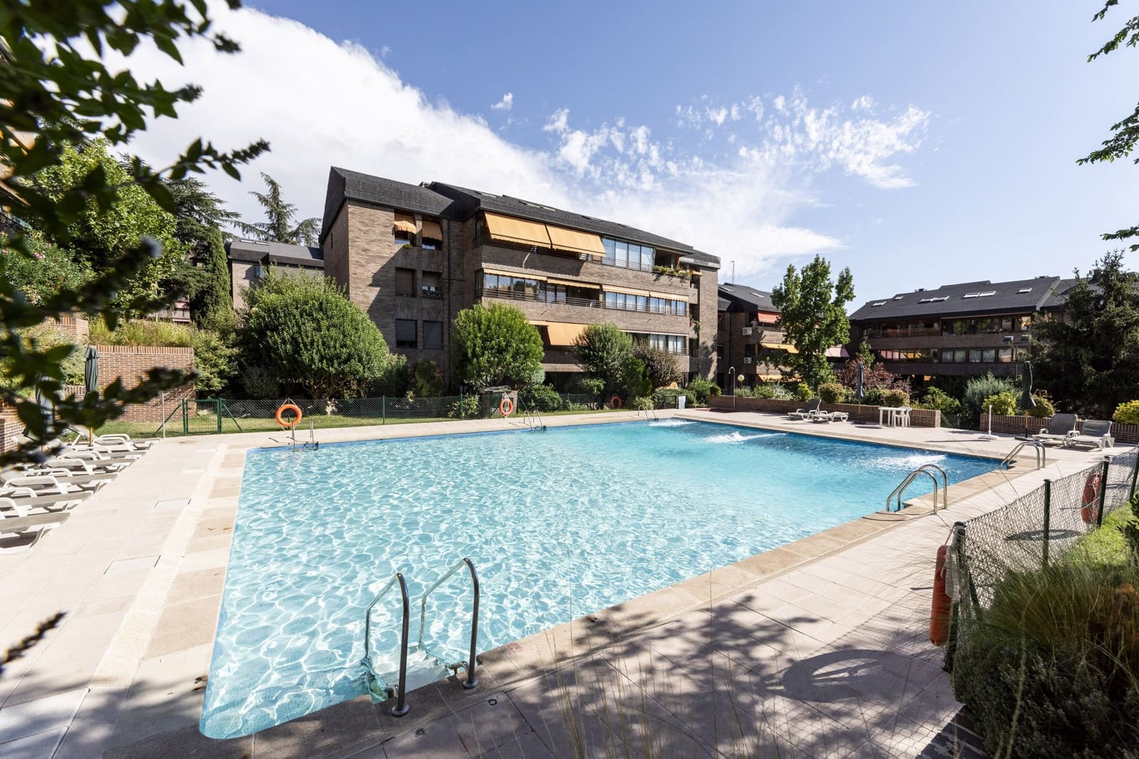 4 Zimmer Apartment zu verkaufen in Las Rozas de Madrid - 850.000 € (Ref: 10088749)