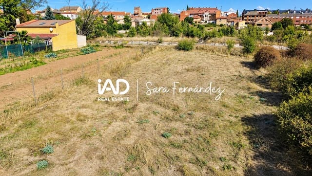 Ubebygd land til salgs i San Andrés del Rabanedo - € 68 000 (Ref: 10088750)