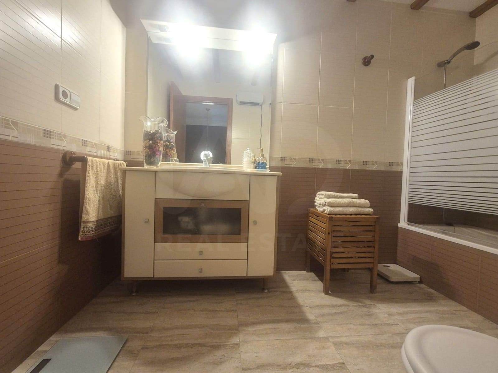 4 bedroom Terraced Villa for sale in Pego with garage - € 349,000 (Ref: 10088754)