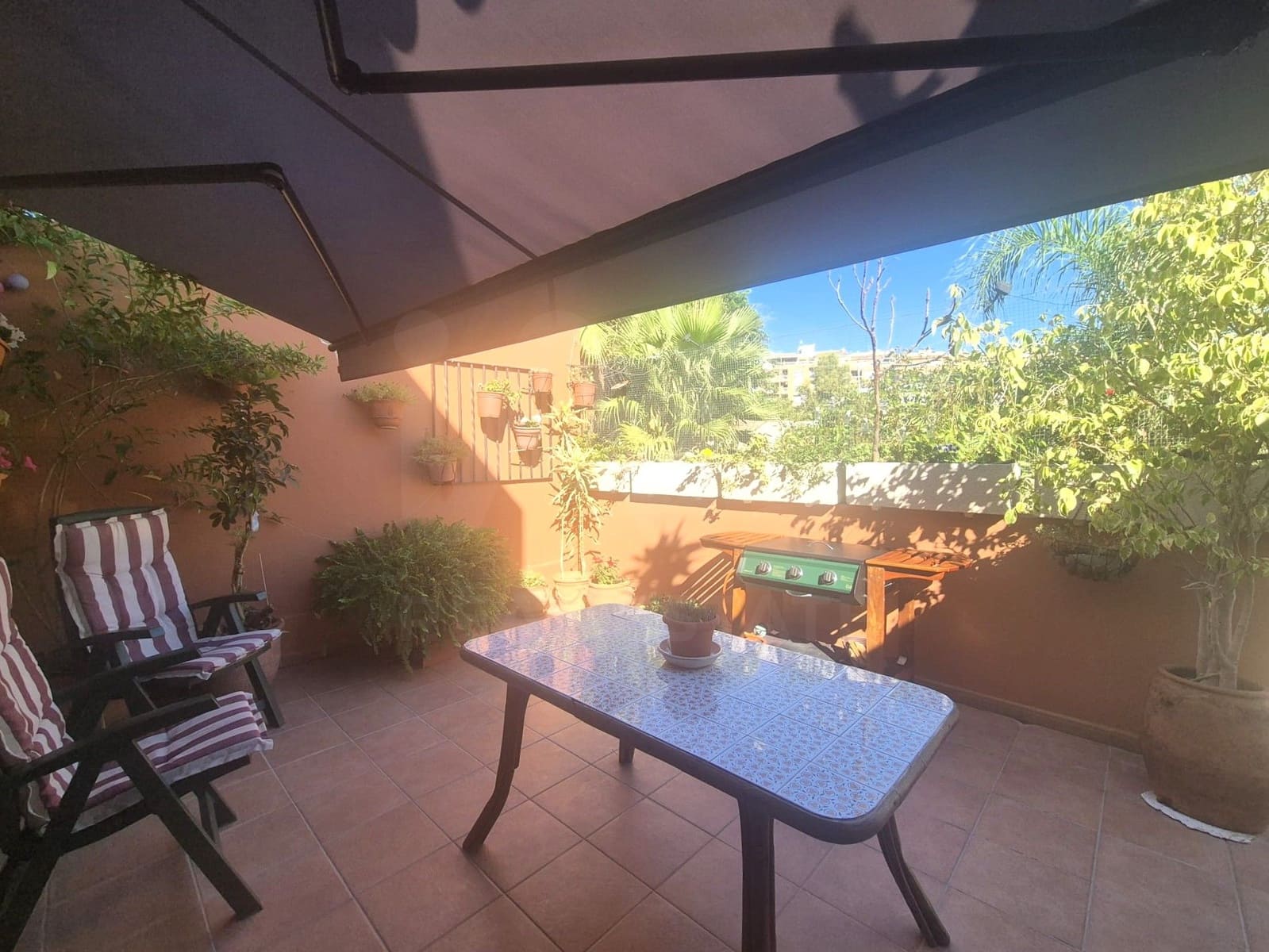 4 bedroom Terraced Villa for sale in Pego with garage - € 349,000 (Ref: 10088754)