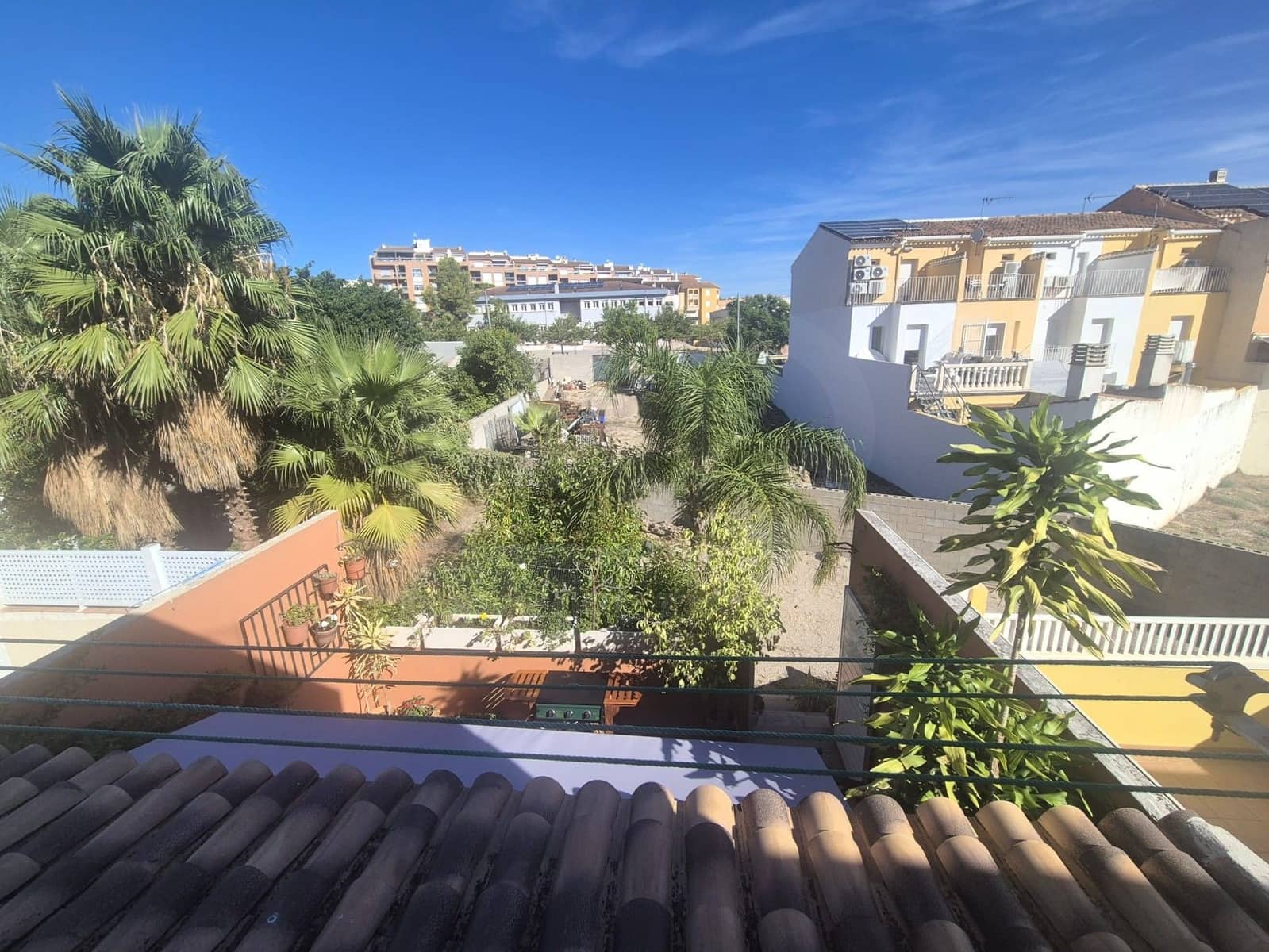 4 bedroom Terraced Villa for sale in Pego with garage - € 349,000 (Ref: 10088754)