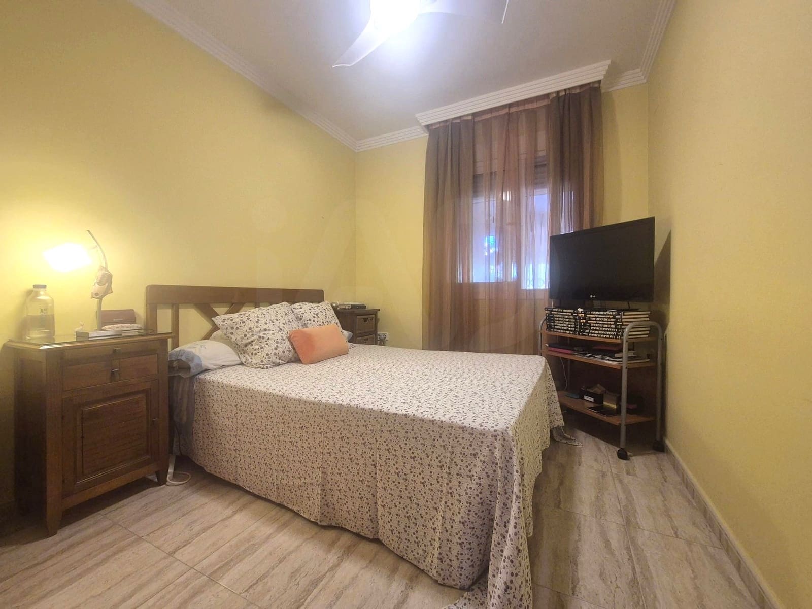 4 bedroom Terraced Villa for sale in Pego with garage - € 349,000 (Ref: 10088754)