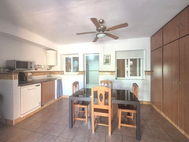 4 quarto Moradia em Banda para venda em Pego com garagem - 349 000 € (Ref: 10088754)