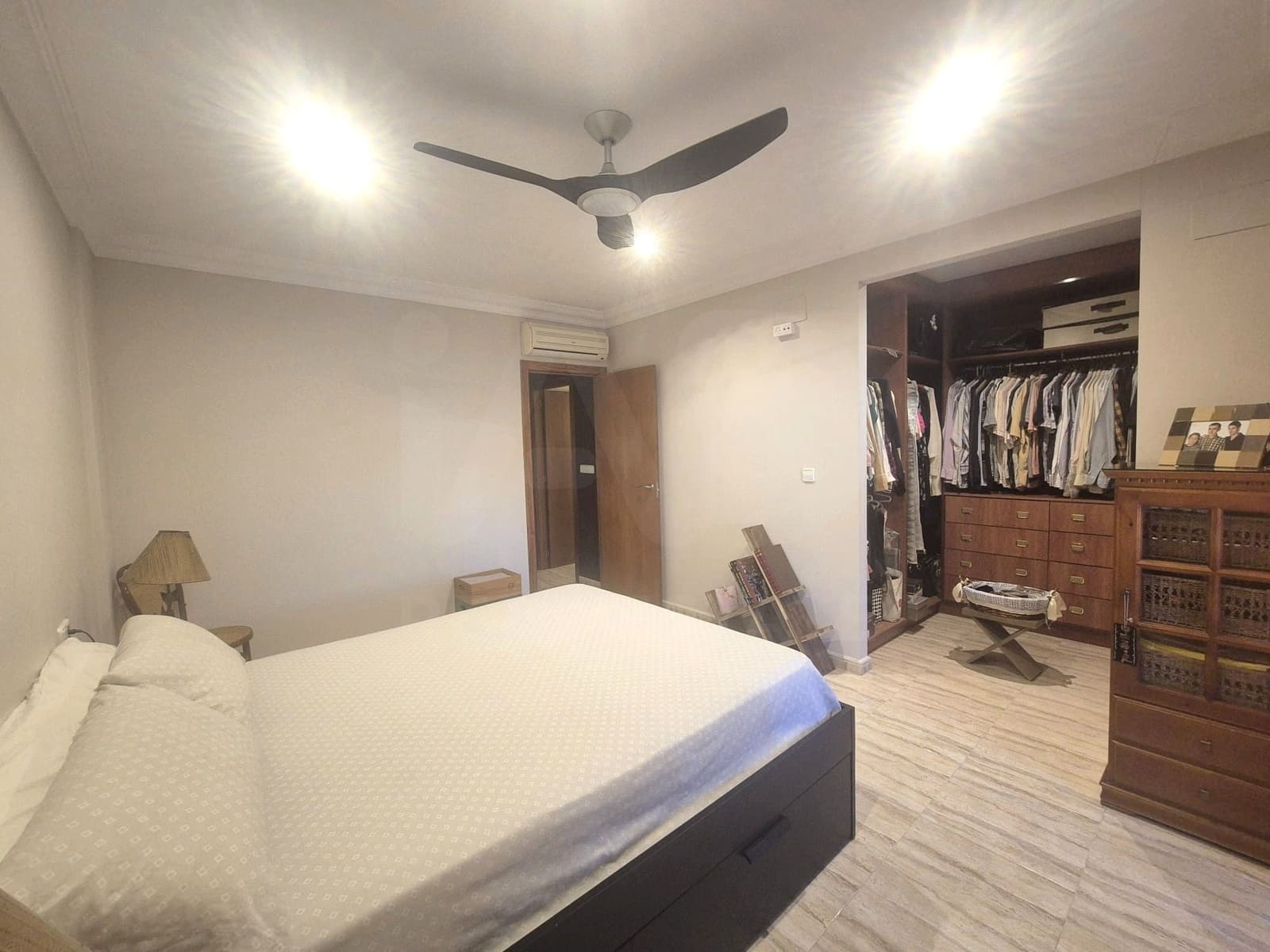 4 bedroom Terraced Villa for sale in Pego with garage - € 349,000 (Ref: 10088754)