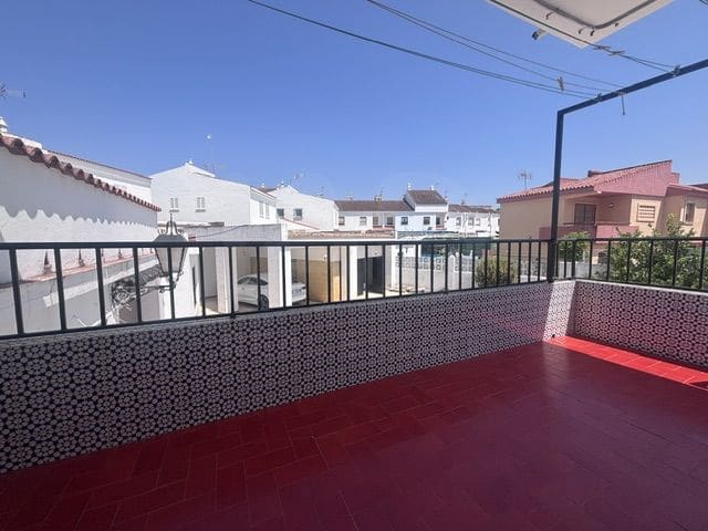 6 Zimmer Villa zu verkaufen in Lepe mit Pool Garage - 495.000 € (Ref: 10088755)