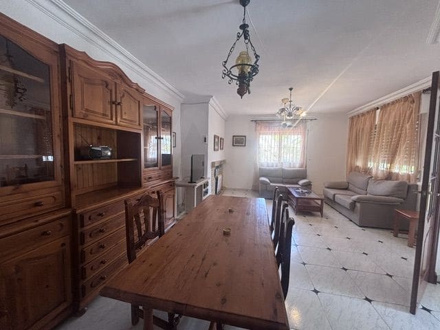 6 Zimmer Villa zu verkaufen in Lepe mit Pool Garage - 495.000 € (Ref: 10088755)