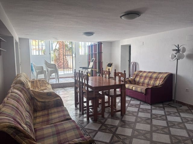 6 Zimmer Villa zu verkaufen in Lepe mit Pool Garage - 495.000 € (Ref: 10088755)