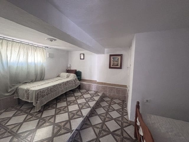 6 Zimmer Villa zu verkaufen in Lepe mit Pool Garage - 495.000 € (Ref: 10088755)